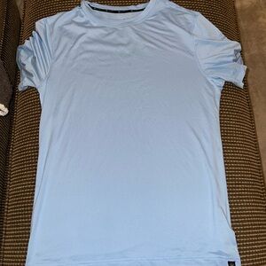 EUC Gaiam men’s performance tee size small
